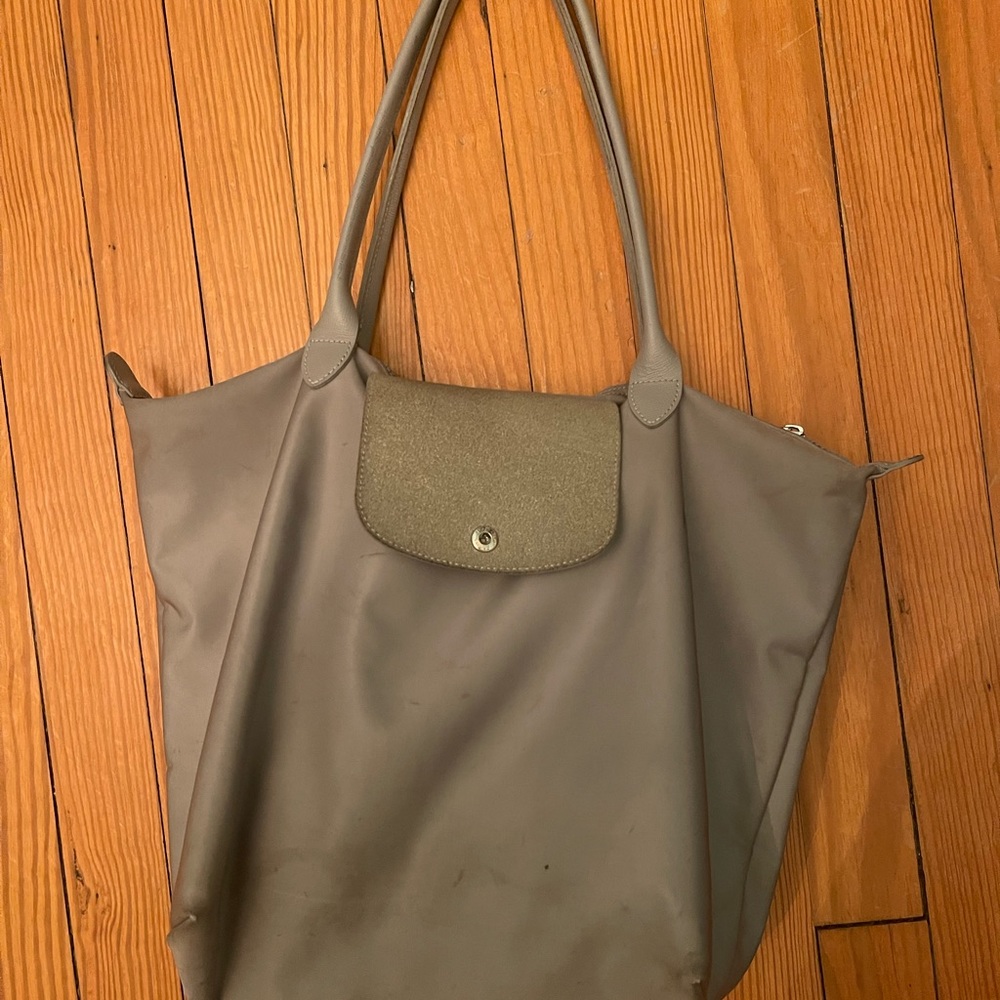 Longchamp le pliage (large) in gray